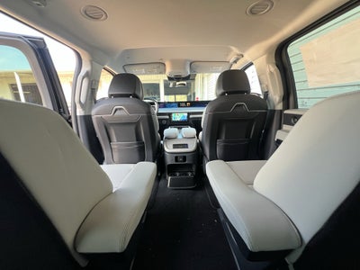 2026 Lincoln Navigator Premiere
