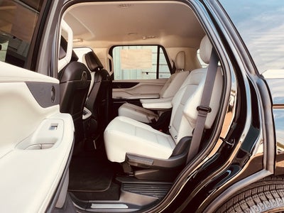 2026 Lincoln Navigator Premiere