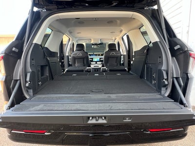 2026 Lincoln Navigator Premiere