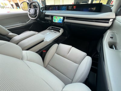 2026 Lincoln Navigator Premiere