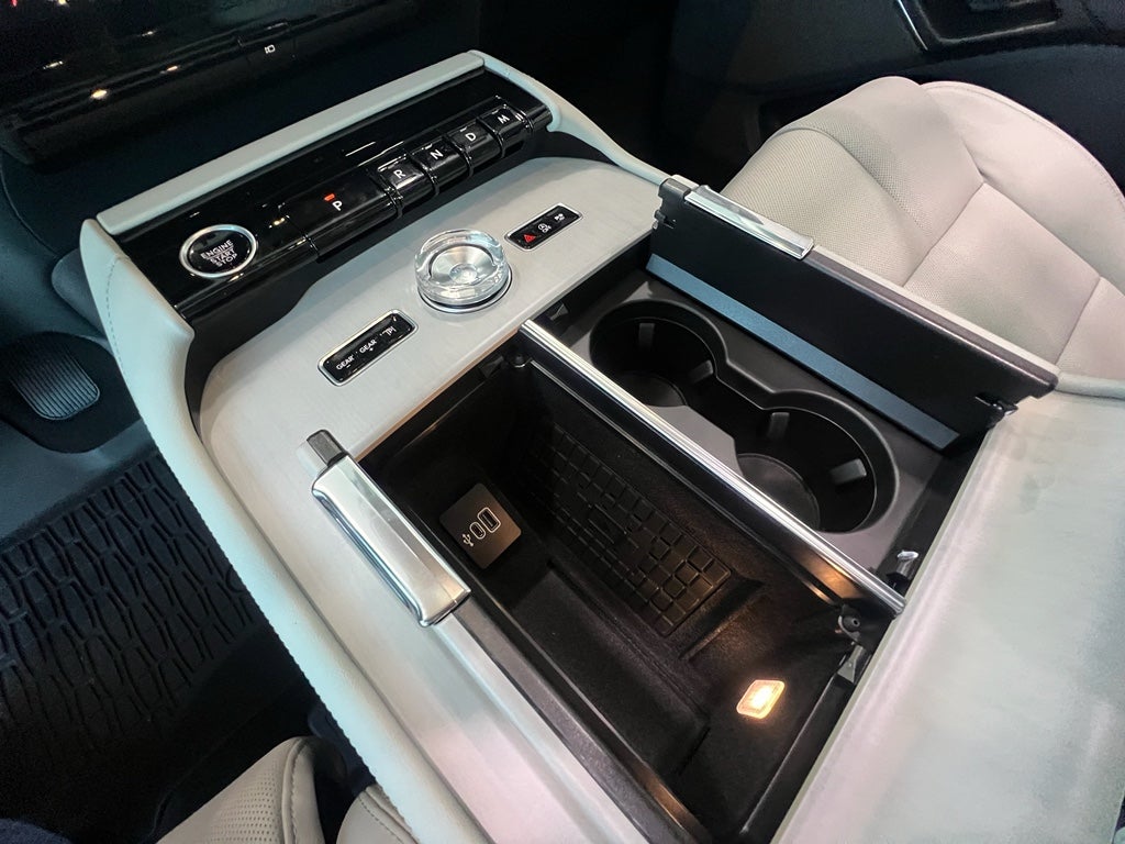 2025 Lincoln Navigator L Reserve