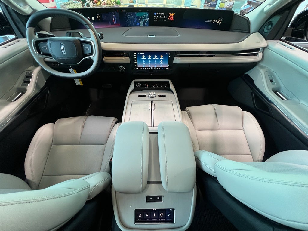 2025 Lincoln Navigator L Reserve