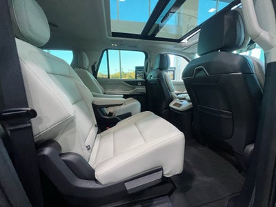 2025 Lincoln Navigator L Reserve