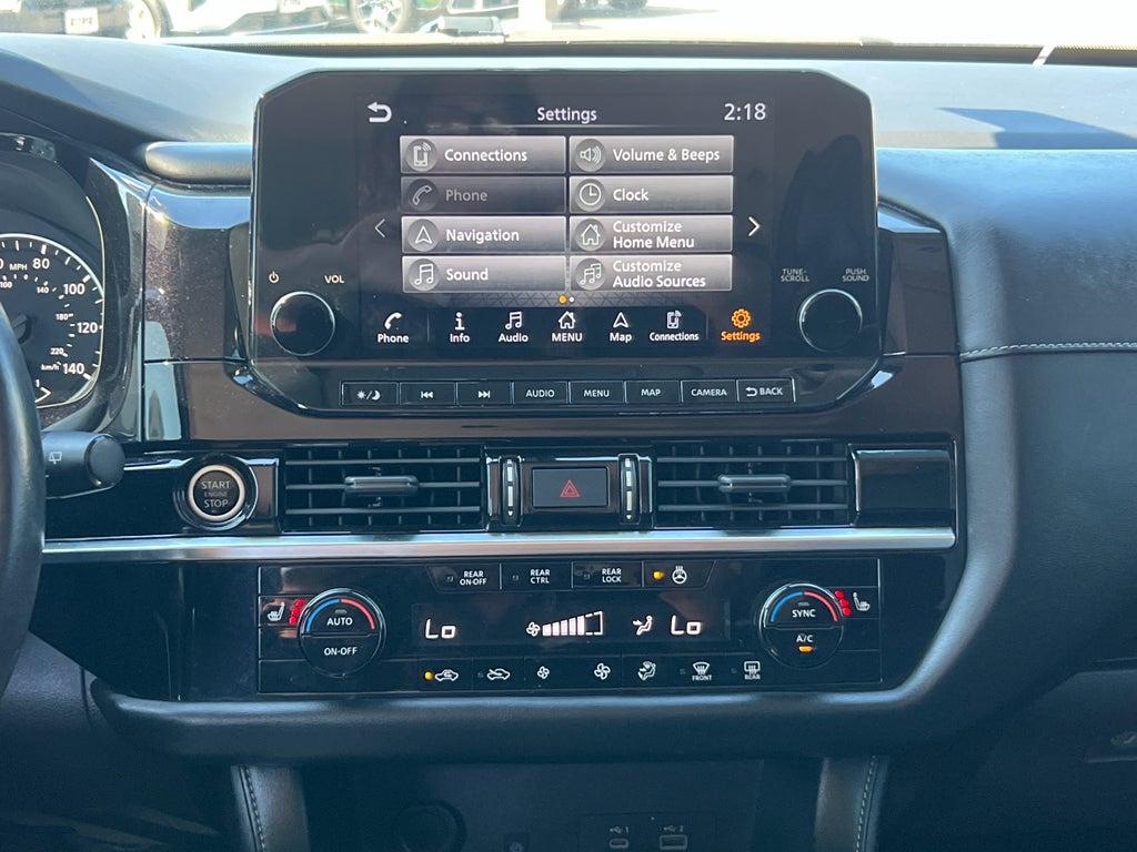 2023 Nissan Pathfinder SL