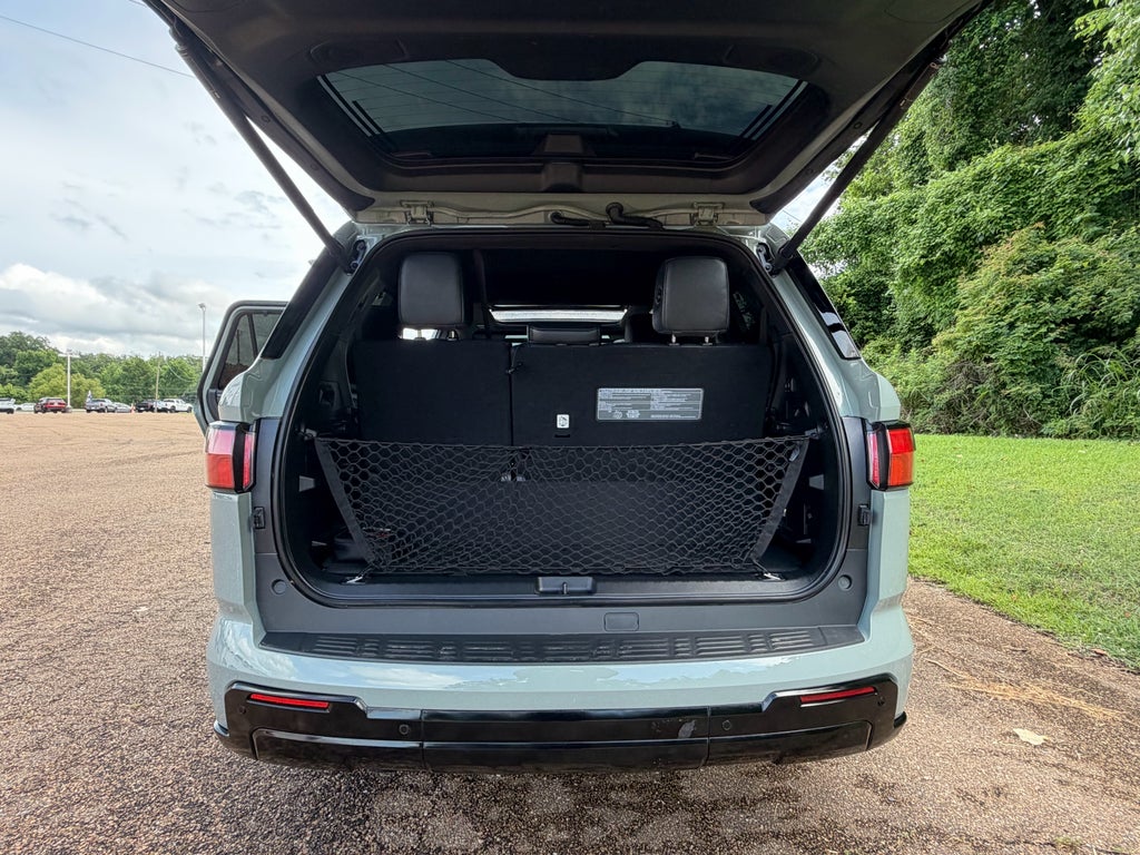 2024 Toyota Sequoia Platinum