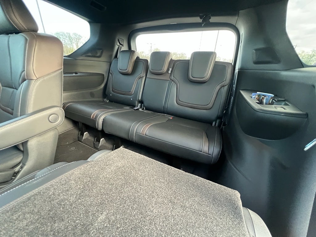 2025 Nissan Armada SL