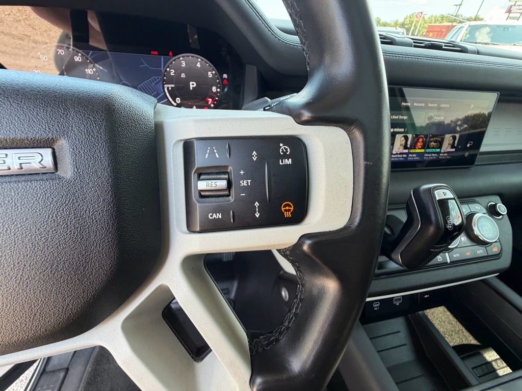 2024 Land Rover Defender 110 S