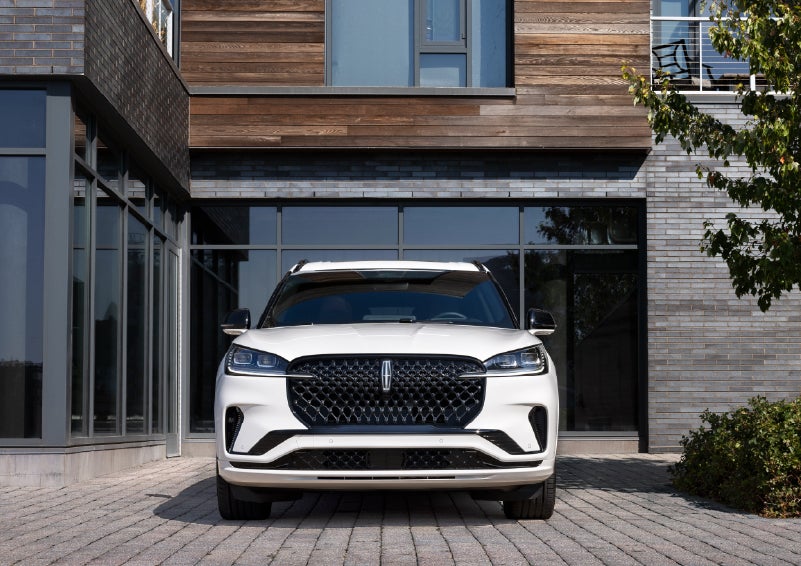 The front of a 2026 Lincoln Aviator® SUV is shown. | Kirk Brothers Lincoln of Vicksburg in Vicksburg MS